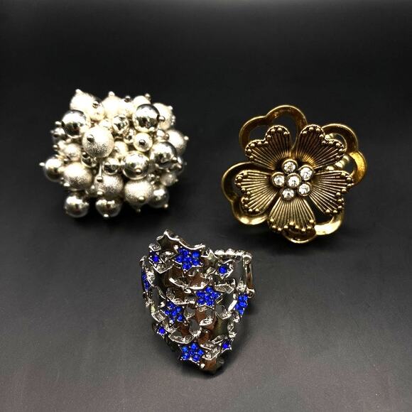 NWOT - Lot of 3 Cocktail Stretch Rings Floral Cha-Cha Stars Silver And Gold Tone - Picture 1 of 4